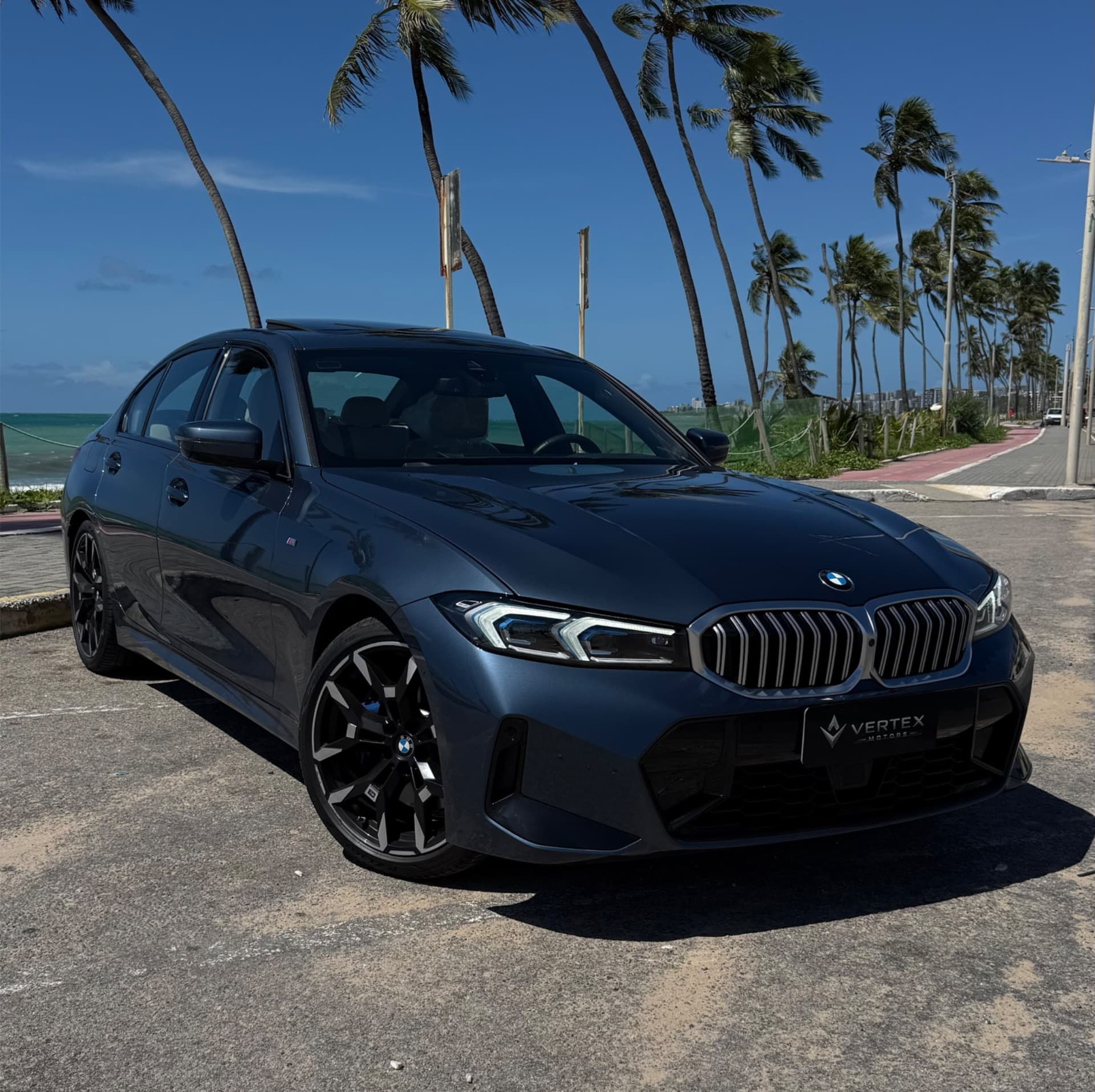 BMW 320i